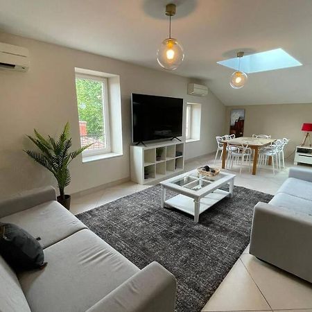 Superbe appartement avec 2 Chambres - 9 Personnes - Parking Privé Tournon-sur-Rhone Exterior foto
